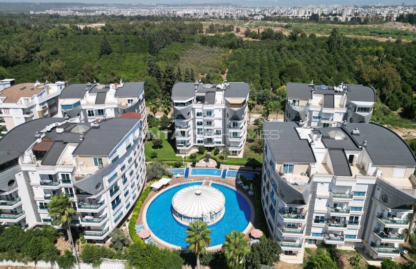 Furnished Pool-view Flat in Antalya Konyaaltı