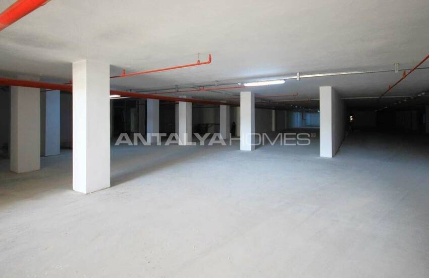 Antalya Konyaaltı’nda Havuz Manzaralı Eşyalı 2+1 Daire 11