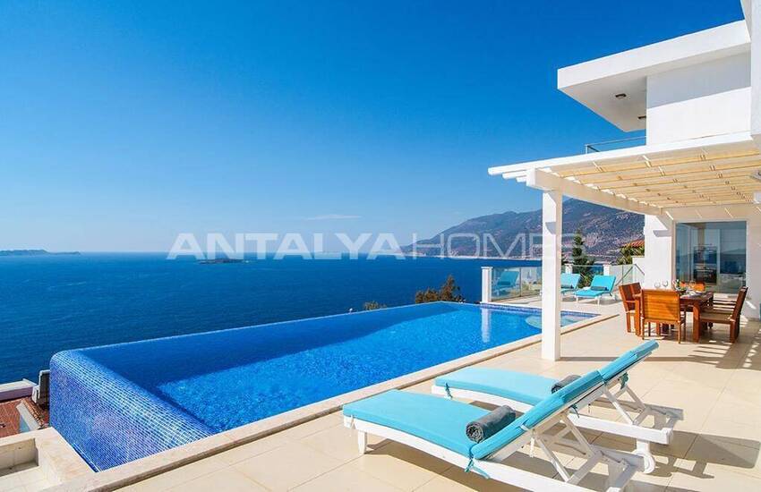 5-bedroom House with Infinity Pool in Antalya Kaş 3