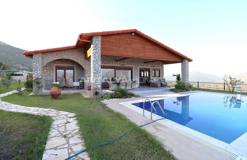 House with Pool Intertwined with Nature in Antalya Adrasan 15