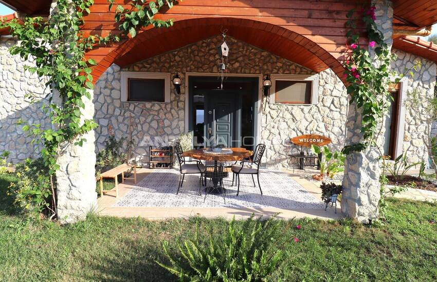 House with Pool Intertwined with Nature in Antalya Adrasan 18