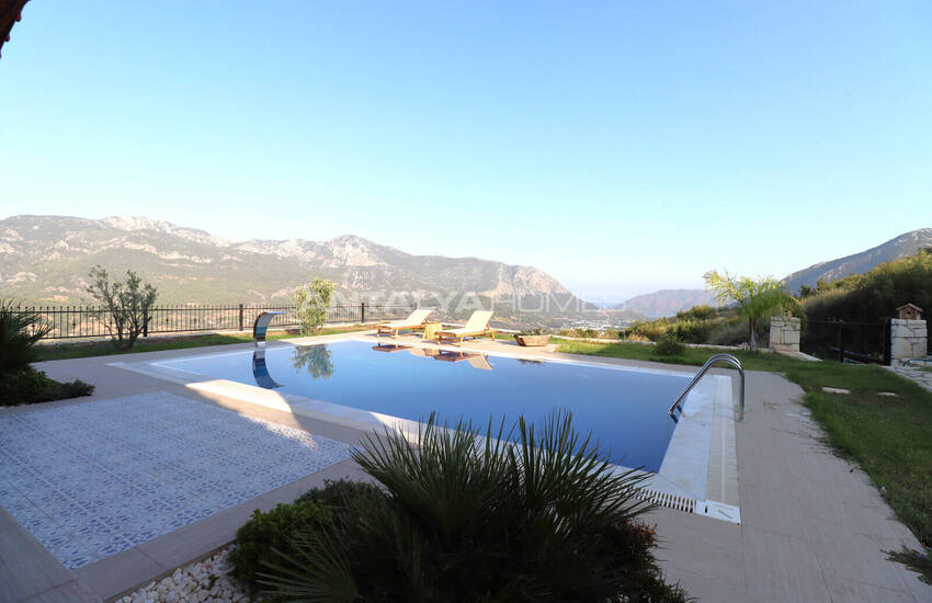 House with Pool Intertwined with Nature in Antalya Adrasan 10