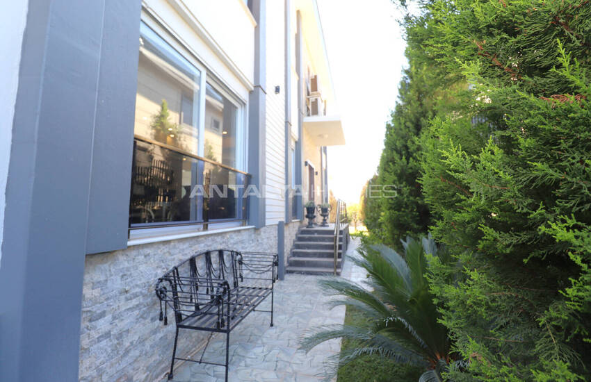 Antalya Yeşilbayır'da Özel Havuzlu Müstakil Villa 11