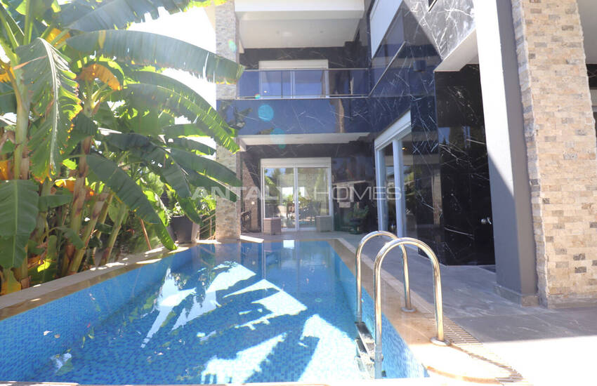 Antalya Yeşilbayır'da Özel Havuzlu Müstakil Villa 5