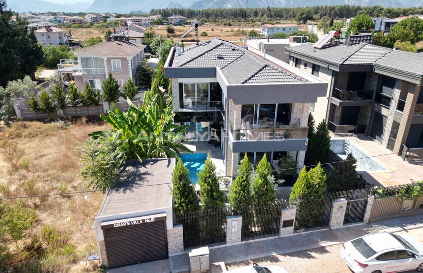 Elegant House with Private Pool in Antalya Yesilbayır