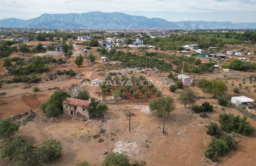 Döşemealtı'da 790 M² İnşaata Hazır Arsa 3