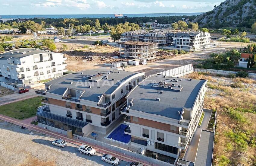 Appartement In Een Project Met Zwembad En Parkeerplaats In Konyaaltı 2