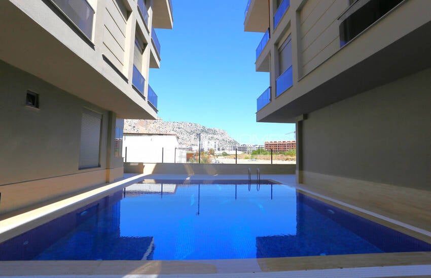 Appartement In Een Project Met Zwembad En Parkeerplaats In Konyaaltı 5