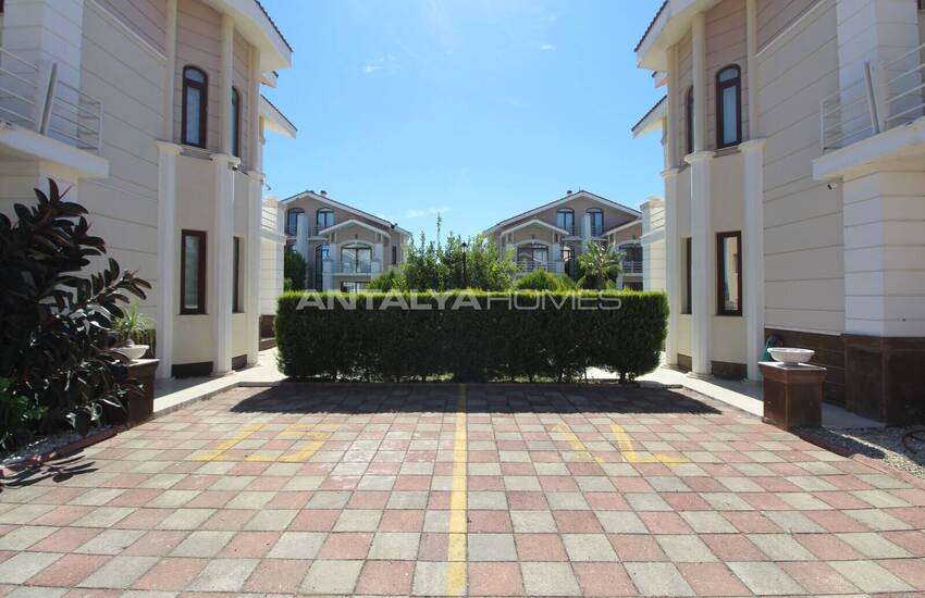 Antalya Belek'te Havuzlu Sitede 3 Odalı Şık Villa 5
