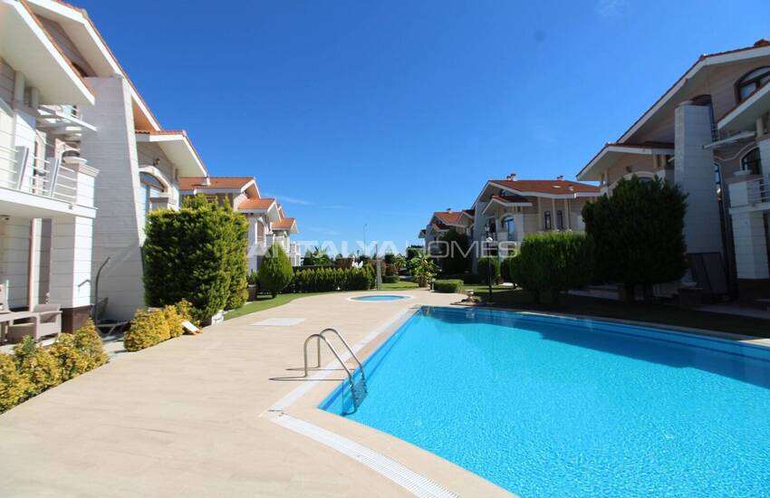 Antalya Belek'te Havuzlu Sitede 3 Odalı Şık Villa 8