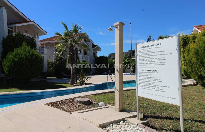 Antalya Belek'te Havuzlu Sitede 3 Odalı Şık Villa 9