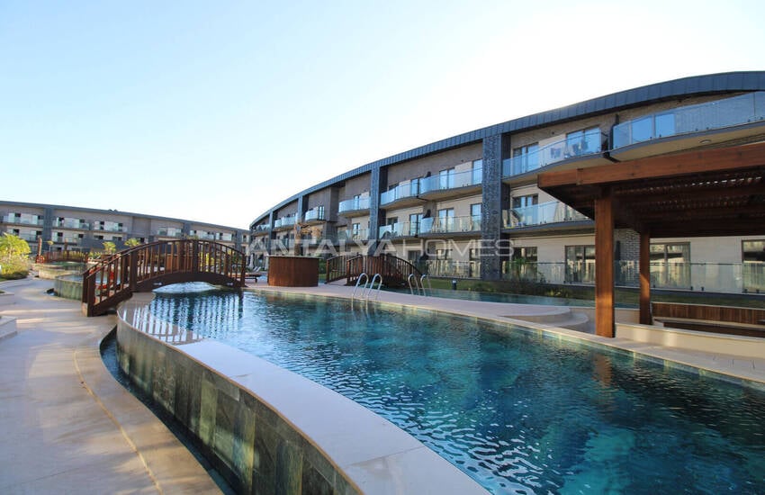 3-bedroom Flats Near Lara Beach in Antalya