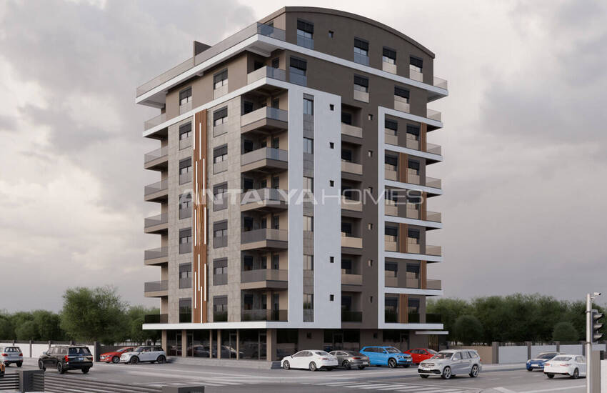 Antalya Muratpaşa'da Anayola ve Denize Yakın Sitede Daireler