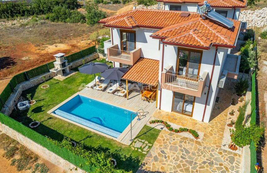 ویلای ۳ خوابه با استخر و باغ در آنتالیا، کاش 1