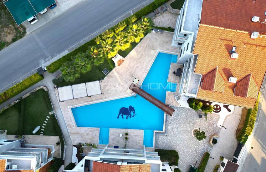 Меблированная квартира 2+1 с садом в комплексе с бассейном в Белеке 3