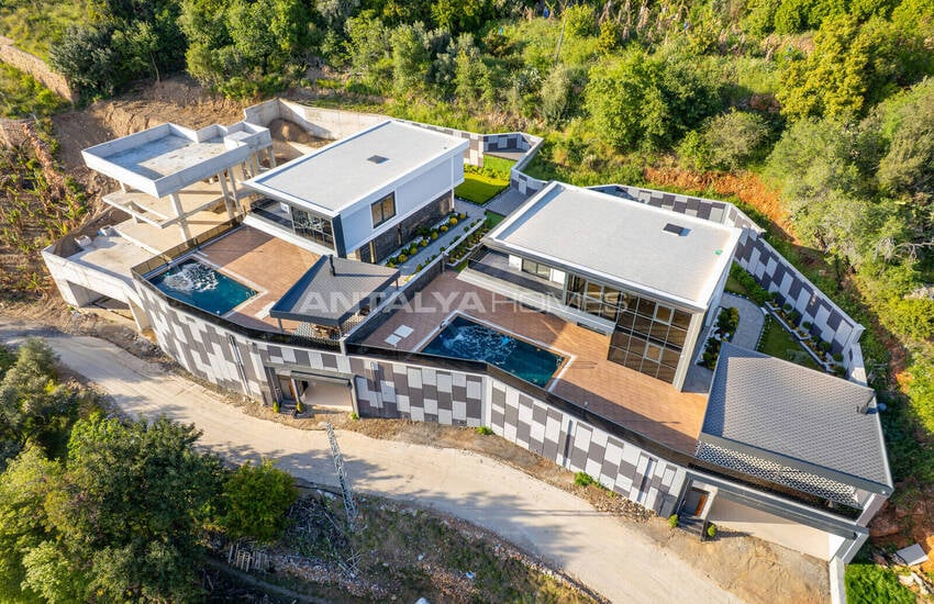 Elegant Villas with Pool and Sauna in Alanya 1