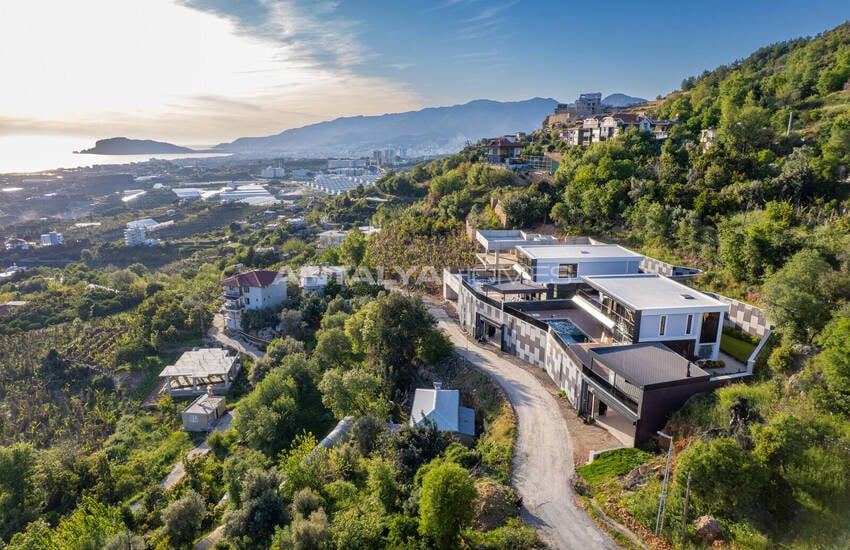 Elegant Villas with Pool and Sauna in Alanya 6