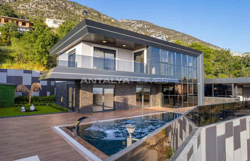 Elegant Villas with Pool and Sauna in Alanya