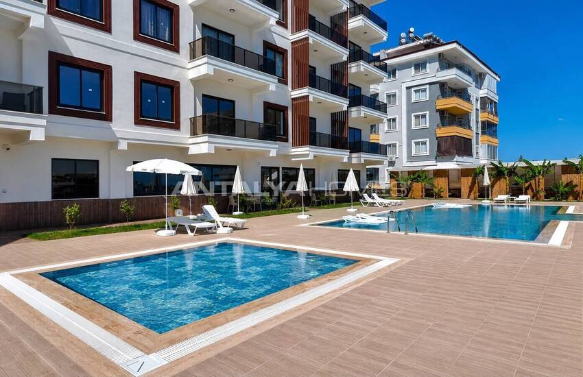 Alanya Payallar'da Denize 700 M Mesafede Şık Daireler 1
