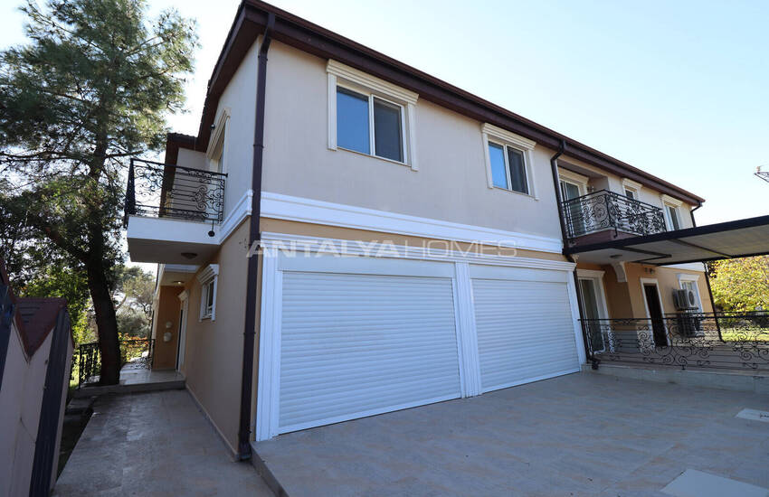 Detached House with Forest Views in Antalya Kepez 14