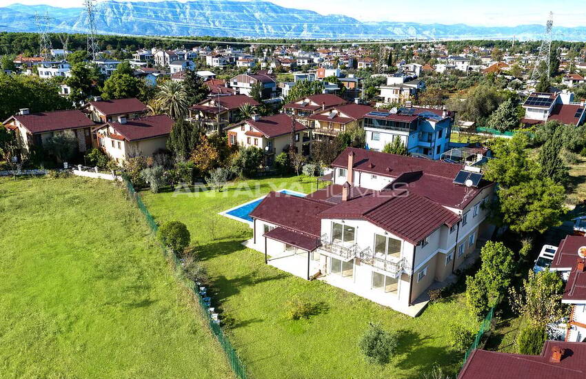 Einfamilienhaus Mit Waldblick In Antalya Kepez 1