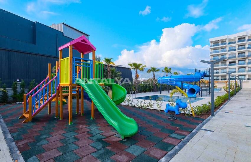 Beachfront Flats with Resort-style Amenities in Antalya Finike 4