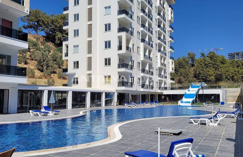 Furnished Apartment 1,4 Km From the Sea in Alanya