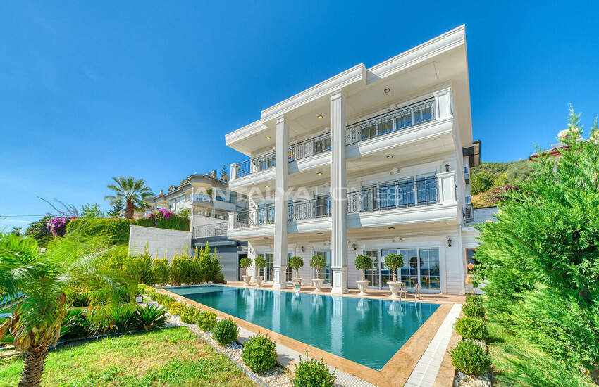 5-bedroom Triplex House with Pool in Alanya Antalya 3