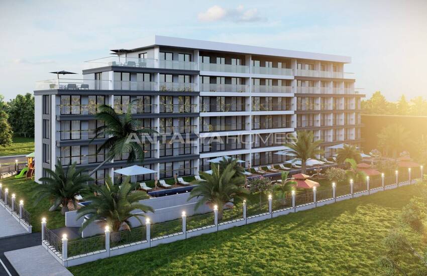 آپارتمانهای شیک با استخری به اندازه استخر المپیک در آنتالیا آلتینتاش 2