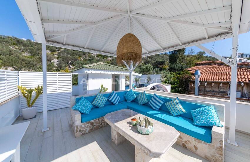 Modernes 4-zimmer-haus Mit Panoramablick Auf Das Meer In Kalkan 9