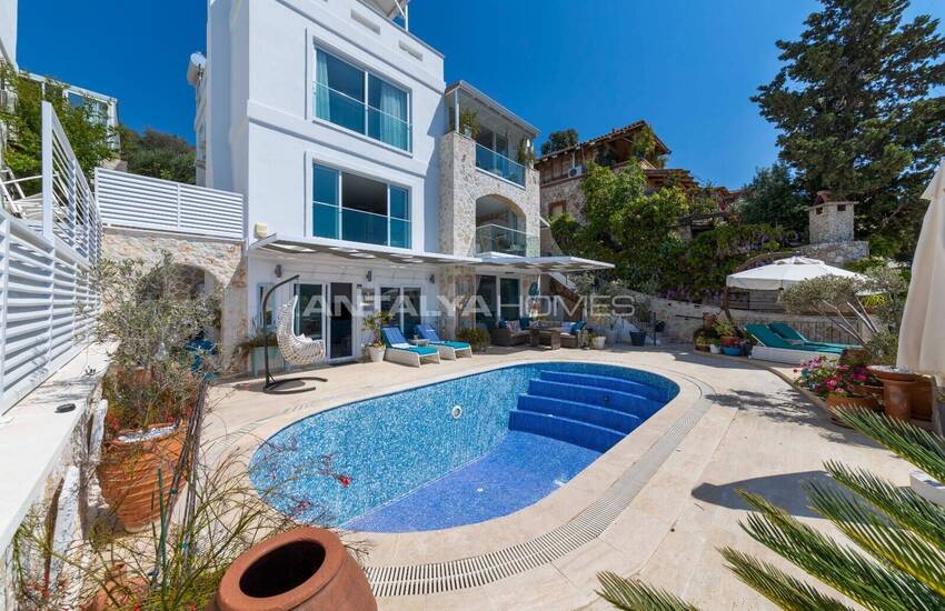 Modernes 4-zimmer-haus Mit Panoramablick Auf Das Meer In Kalkan 3