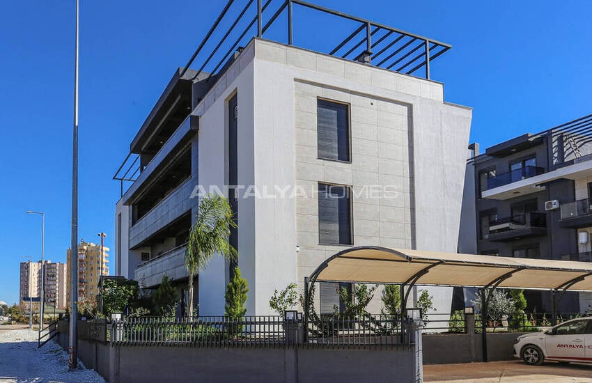 Building with High Rental Income Potential in Antalya Altintas 5
