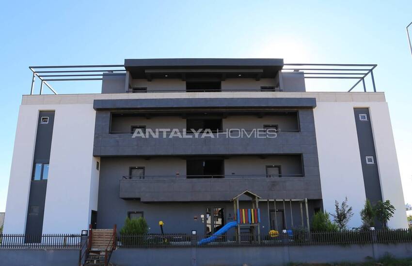 Building with High Rental Income Potential in Antalya Altintas 7
