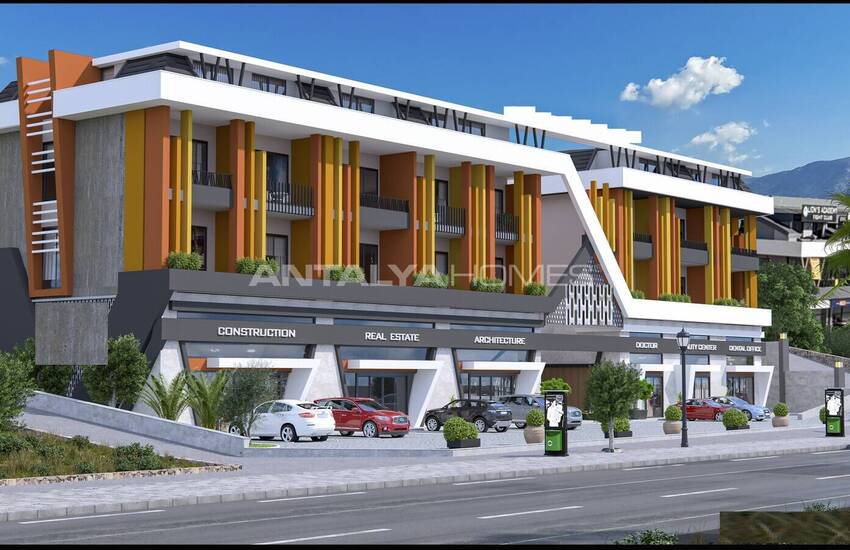 Alanya'da Merkezi Konuma Sahip İş Merkezinde Ticari Gayrimenkuller 1