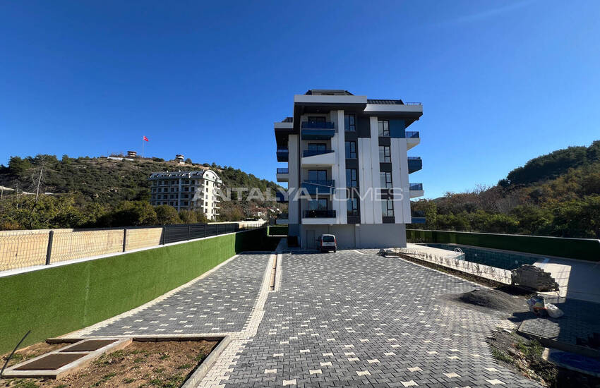 عقارات أنيقة على بُعد 210 أمتار من البحر في ألانيا 1