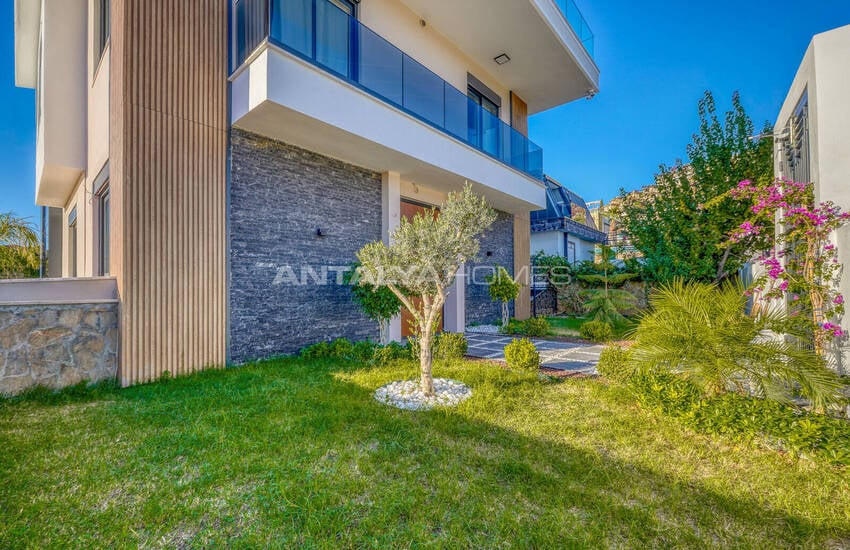Alanya Kargıcak'ta Deniz Manzaralı Lüks 12 Odalı Villa 13
