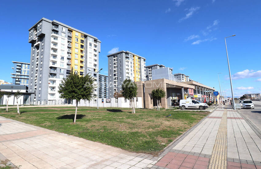 Butik Till Salu På En Livlig Huvudgata I Antalya Kepez 17