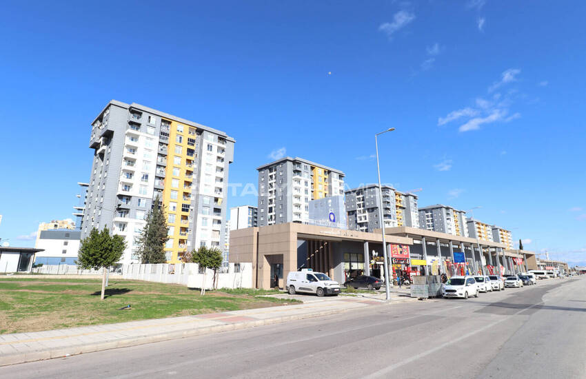 Butik Till Salu På En Livlig Huvudgata I Antalya Kepez 5