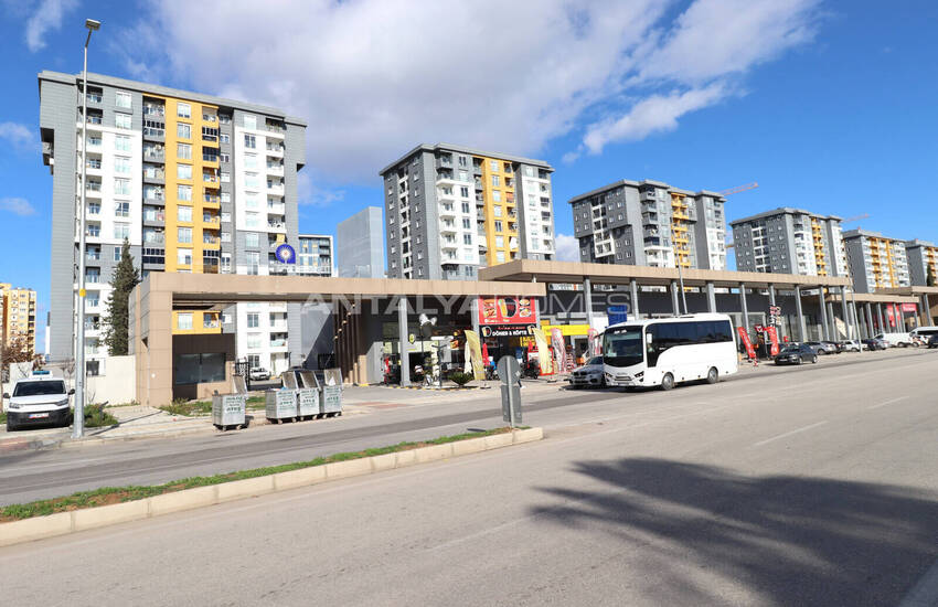 Butik Till Salu På En Livlig Huvudgata I Antalya Kepez 8