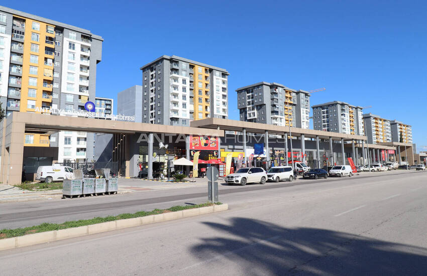 Butik Till Salu På En Livlig Huvudgata I Antalya Kepez 9