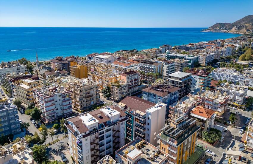 Turnkey Flat 300 M From the Cleopatra Beach, Alanya 1