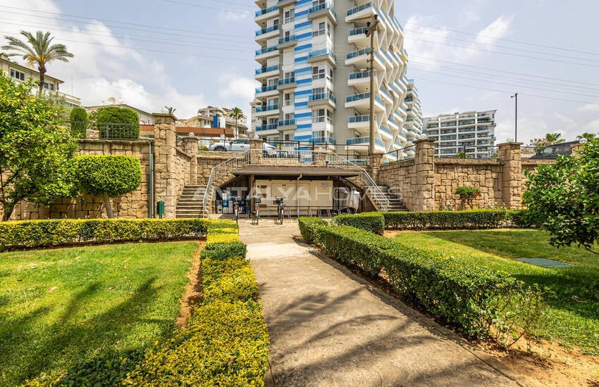 2-комнатная квартира в комплексе рядом с морем в Алании Чиккилли 3