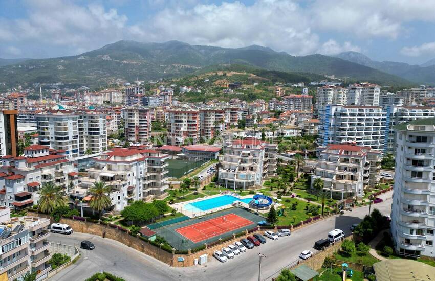 2-комнатная квартира в комплексе рядом с морем в Алании Чиккилли 1