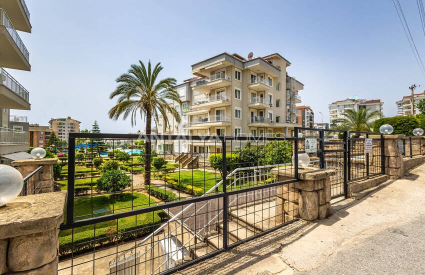 2-комнатная квартира в комплексе рядом с морем в Алании Чиккилли 5