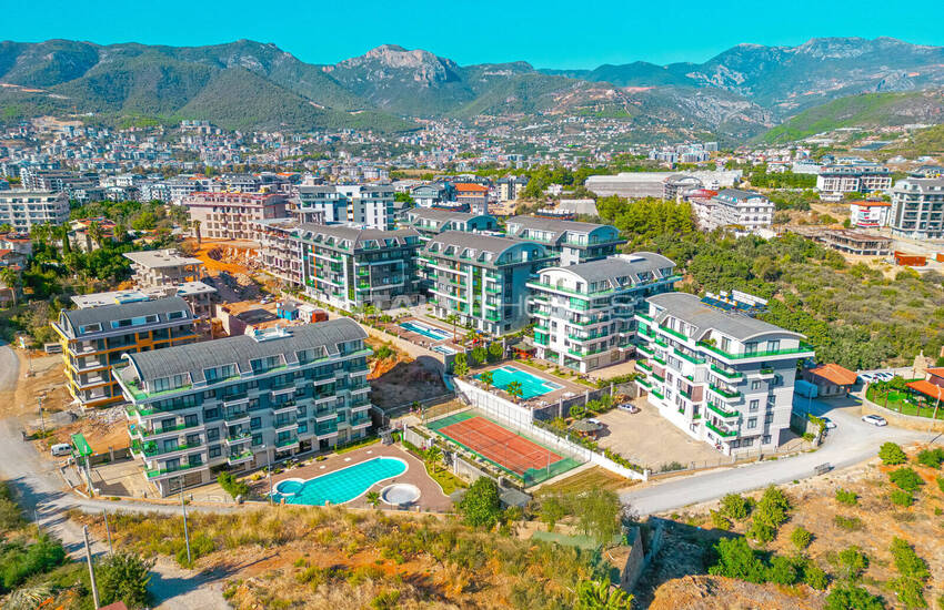 Меблированная квартира в комплексе в 1,5 км от моря в Алании 1