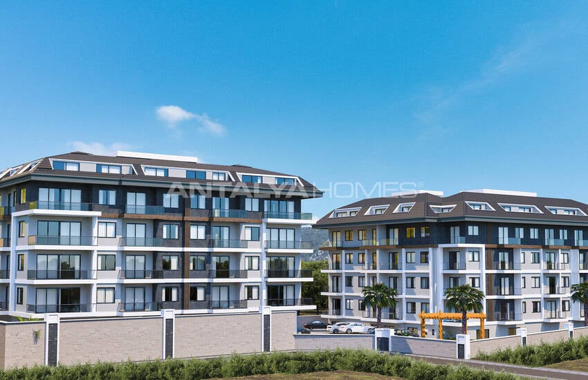 2 and 3-bedroom Flats with Pool Access in Alanya Oba 7