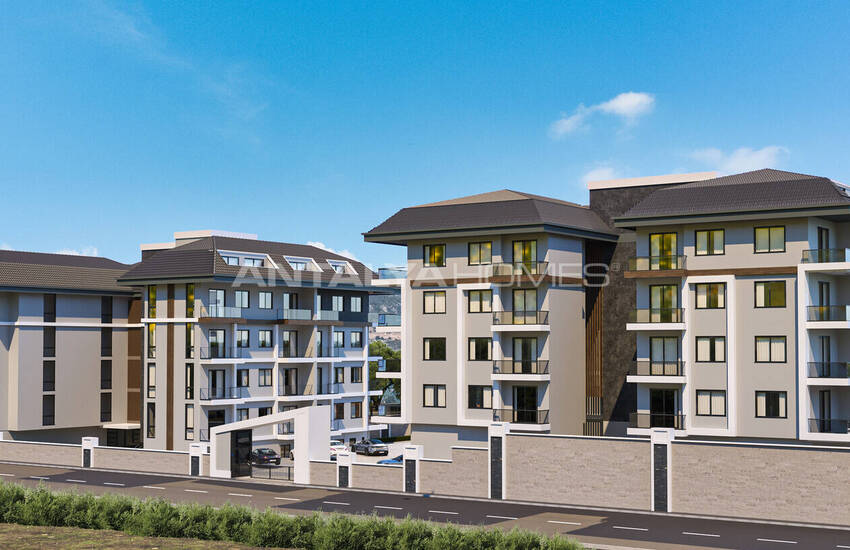 2 and 3-bedroom Flats with Pool Access in Alanya Oba 6