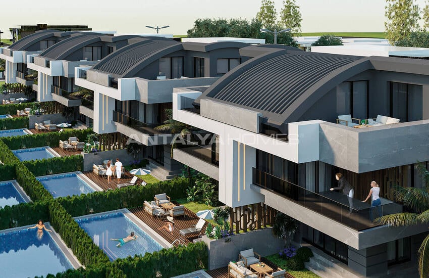 4-bedroom Triplex House with Pool and Garden in Belek 5