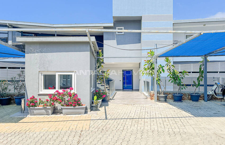 Sea and City View Apartment in a Social Complex in Alanya Kargıcak 9