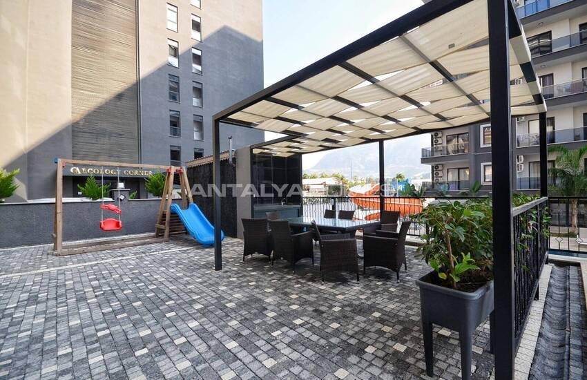 Alanya Mahmutlar'da Havuzlu Sitede Daire 7